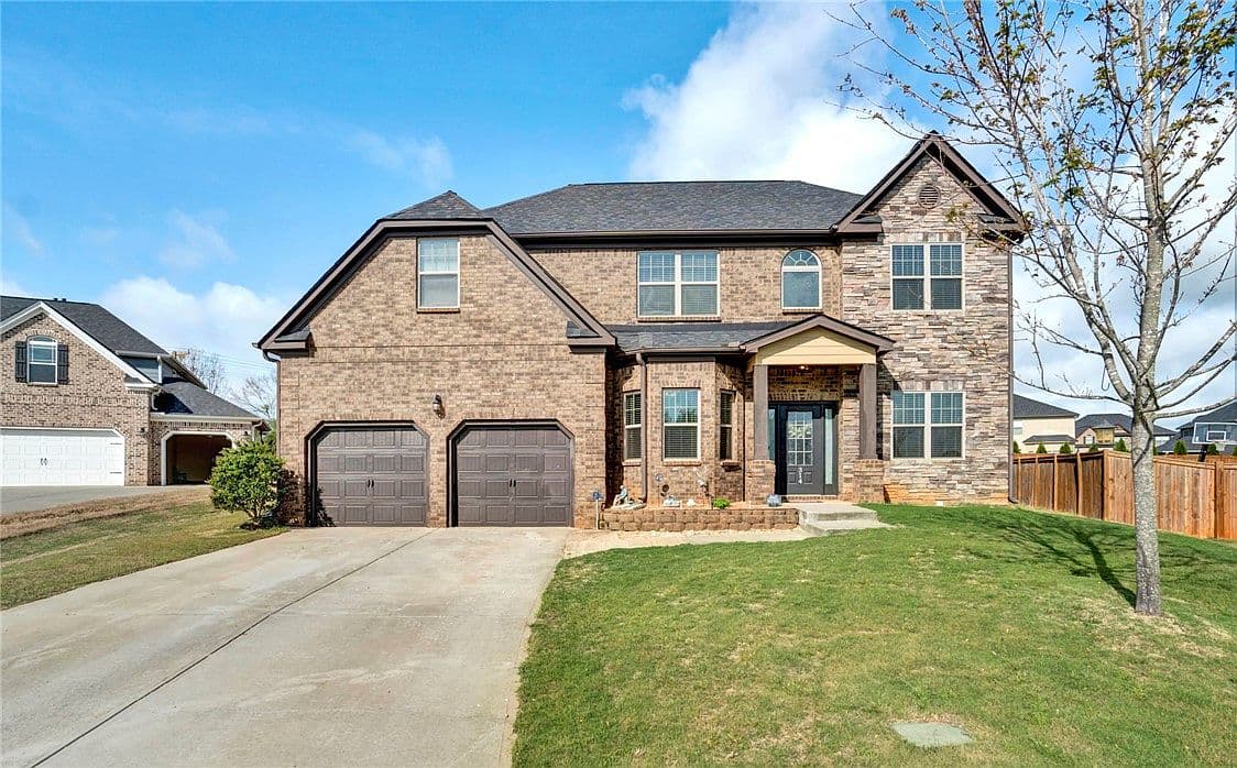 Primary listing photo