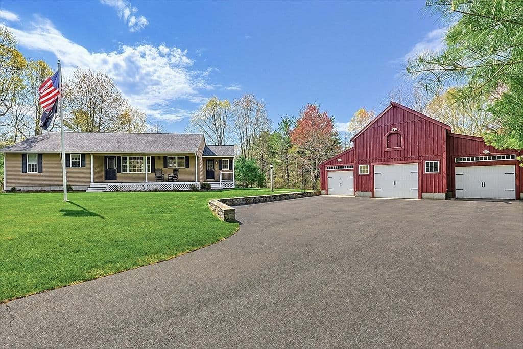 Primary listing photo