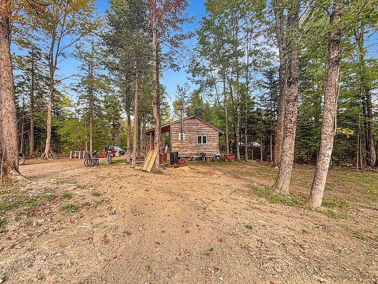 Listing photo 5