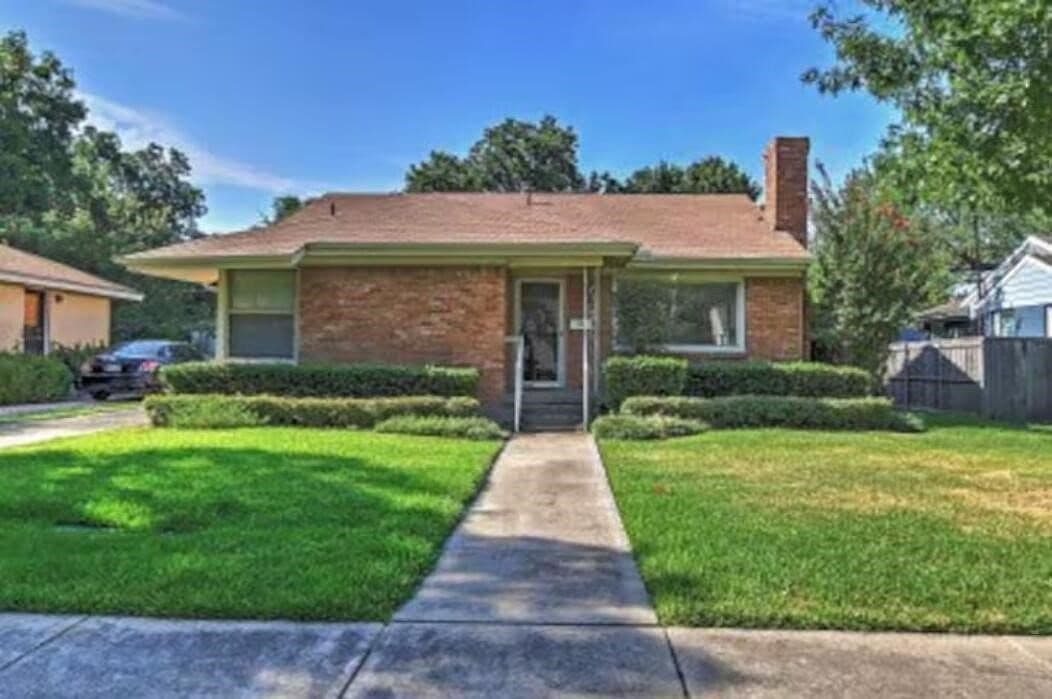 Primary listing photo