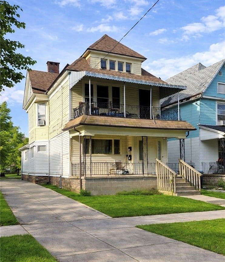 Primary listing photo