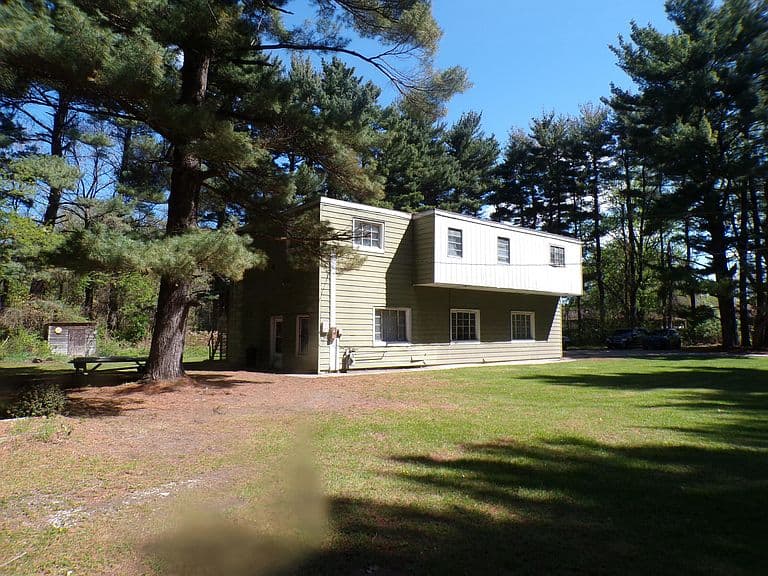 Listing photo