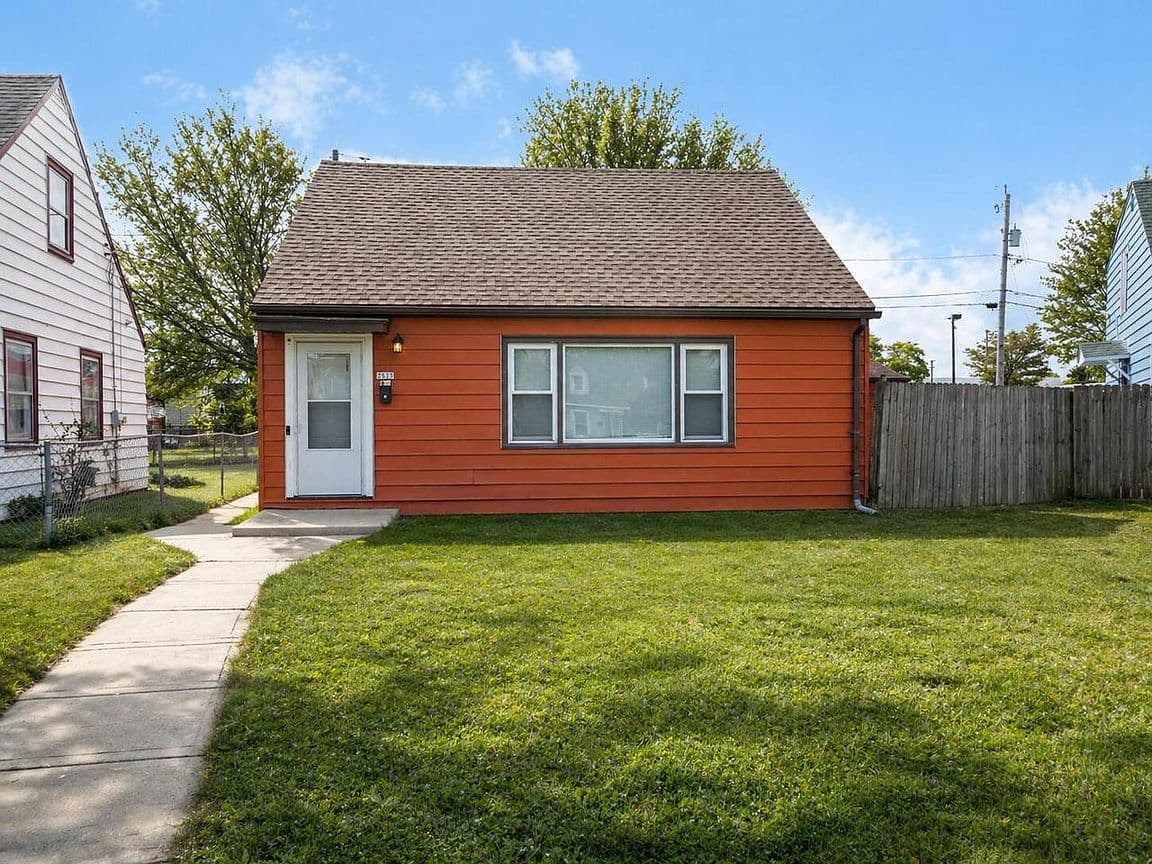 Primary listing photo