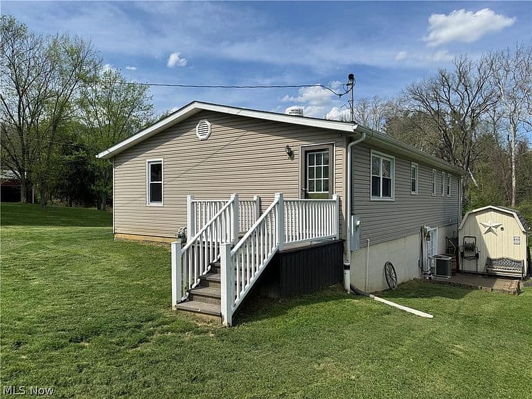 Listing photo 5