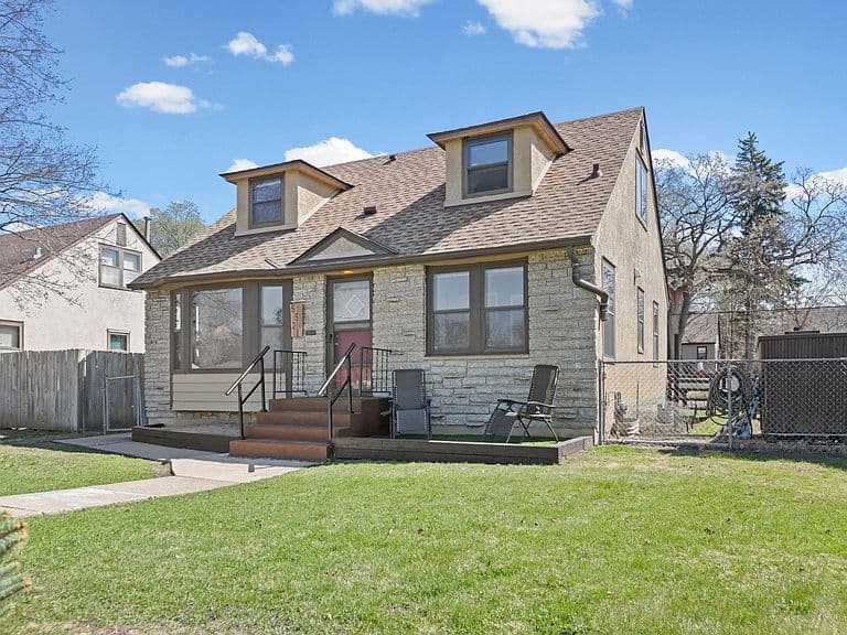 Listing photo 4