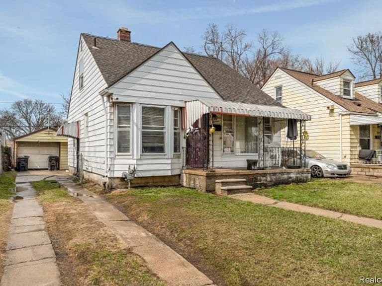 Listing photo 4