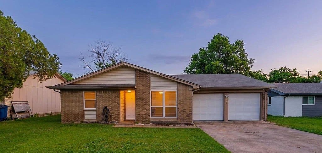 Primary listing photo