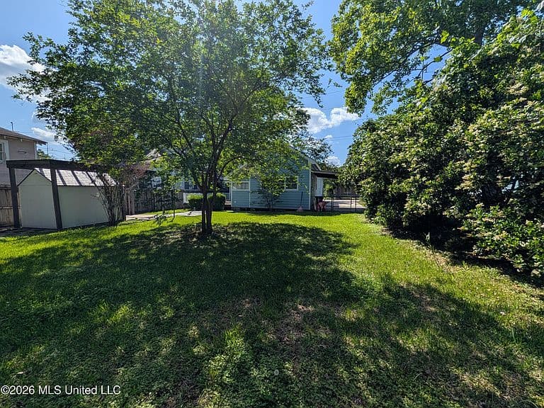 Listing photo 5