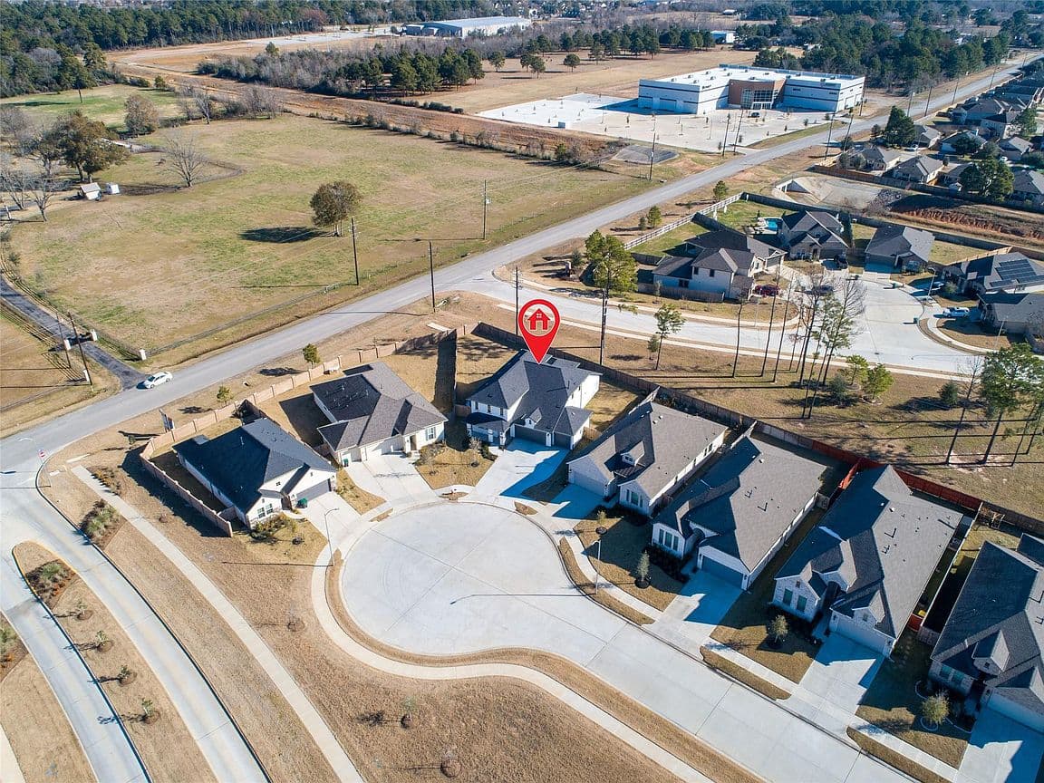 Primary listing photo