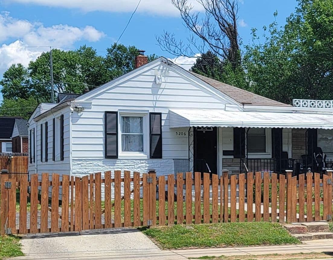 Primary listing photo