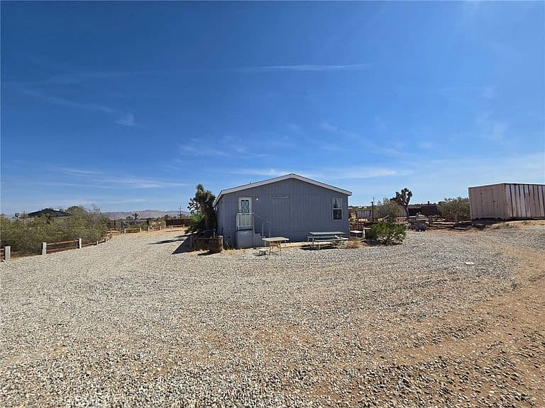 Listing photo