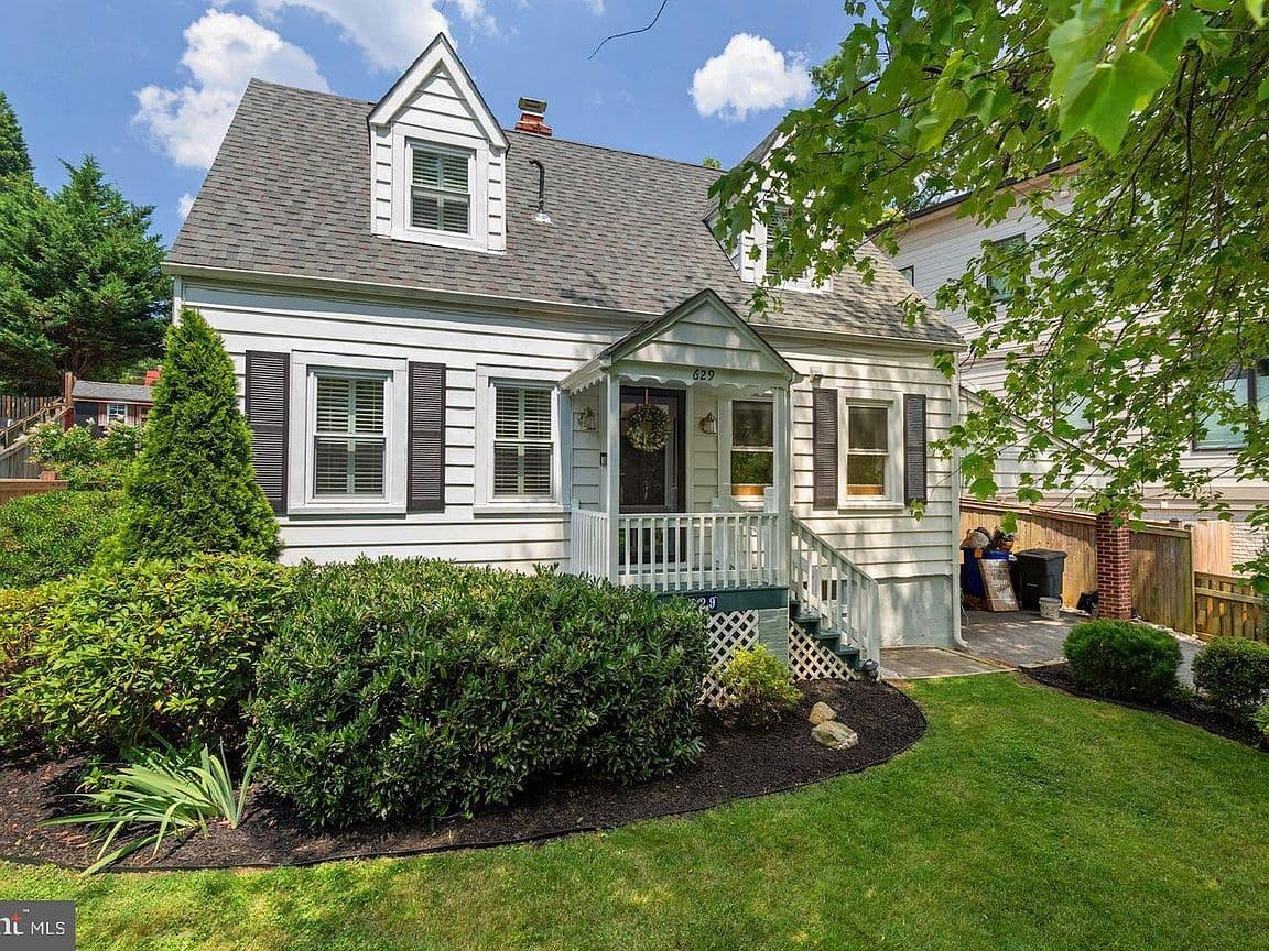 Primary listing photo