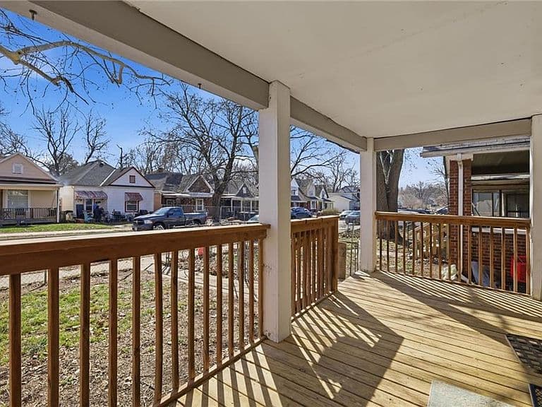 Listing photo 4