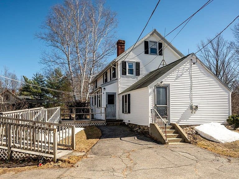 Listing photo 5