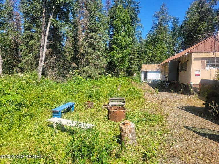 Listing photo 5