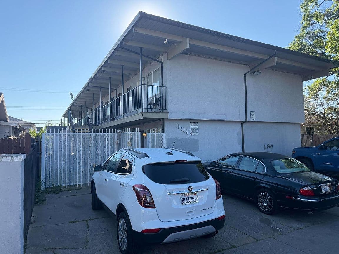 Primary listing photo
