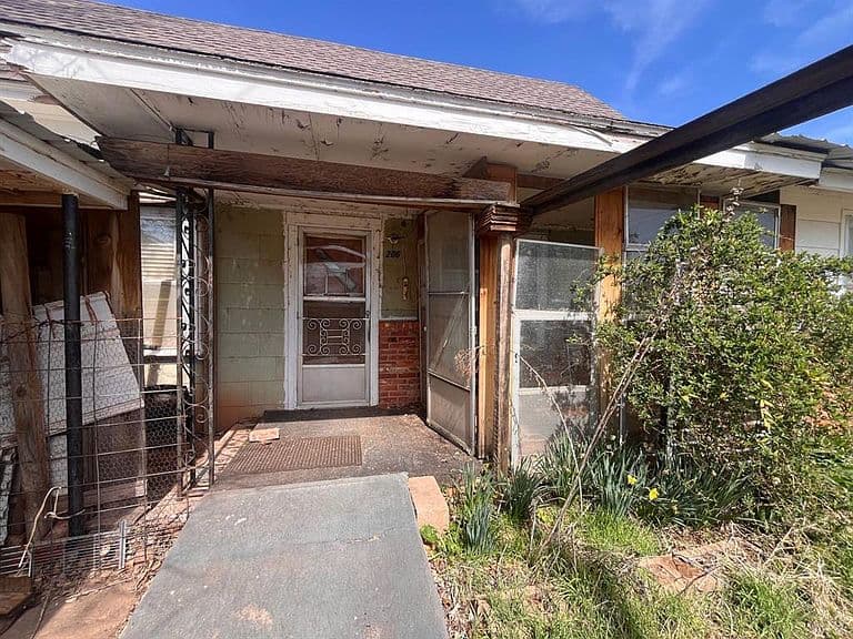 Listing photo 4