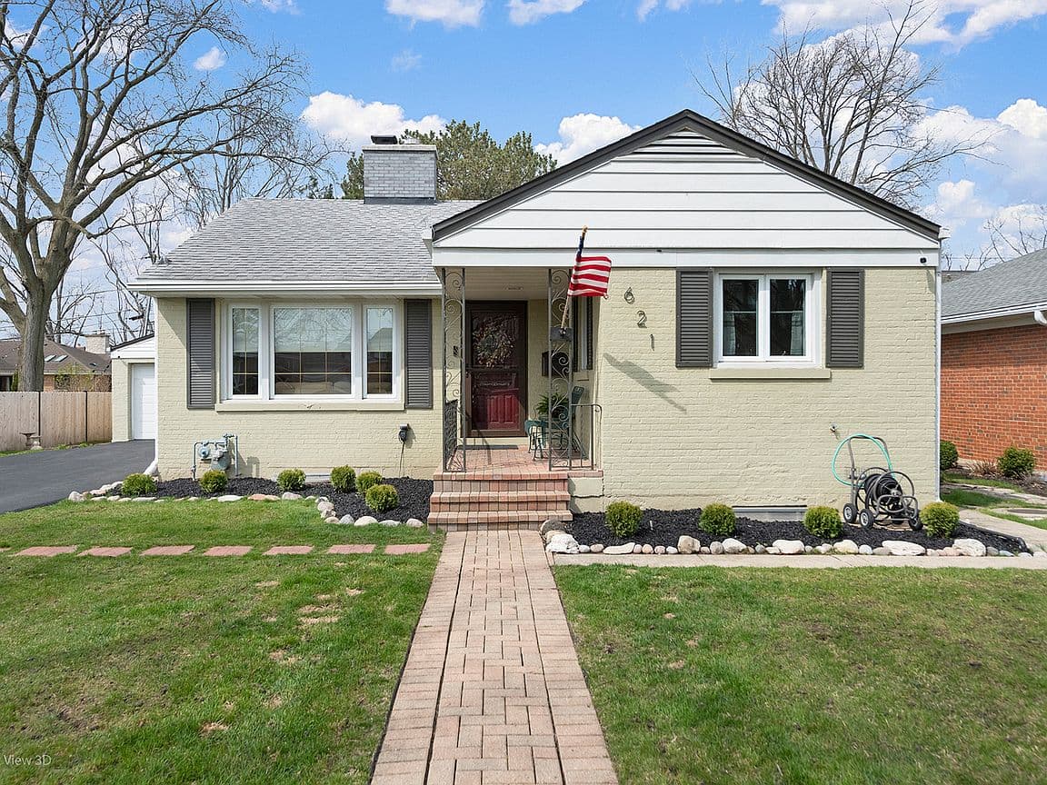 Primary listing photo