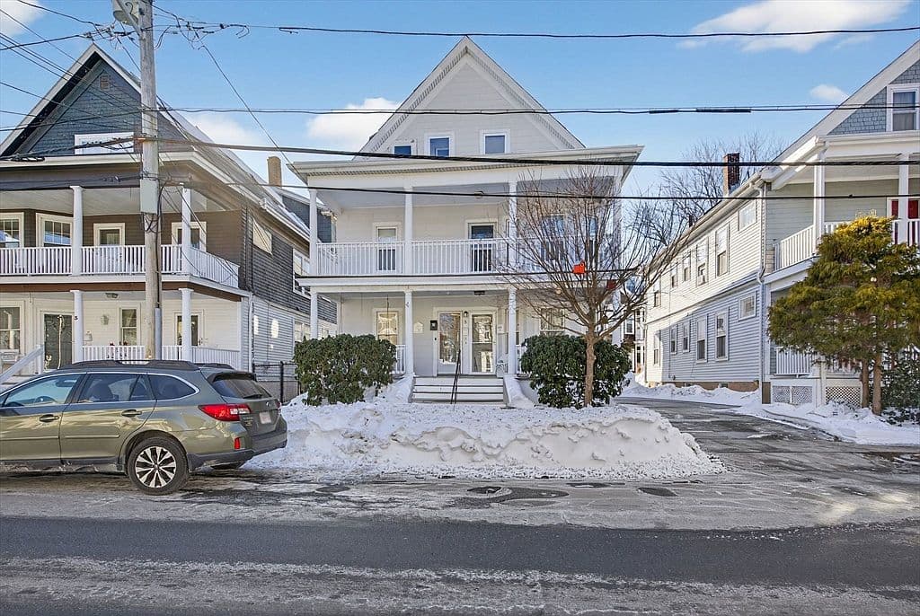 Primary listing photo