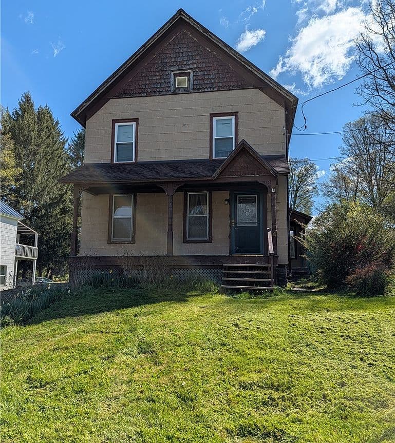 Primary listing photo