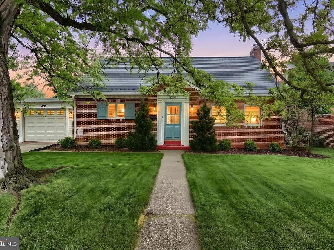 Primary listing photo