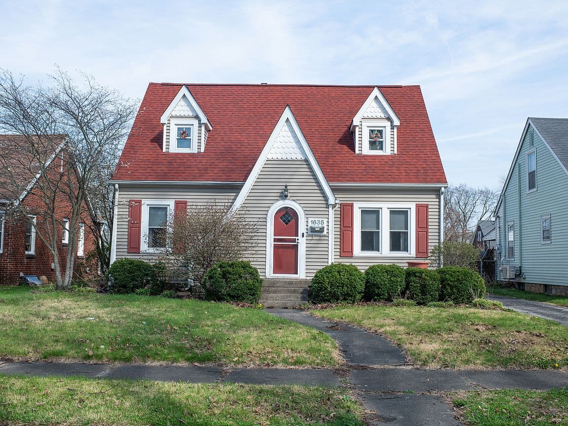 Primary listing photo