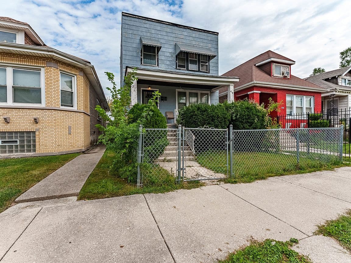 Primary listing photo