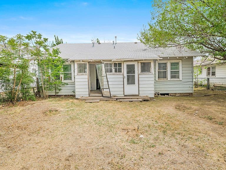 Listing photo 5