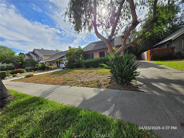 Listing photo 4