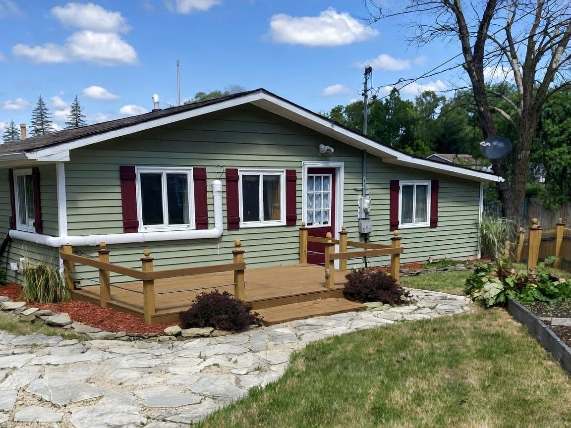 Primary listing photo