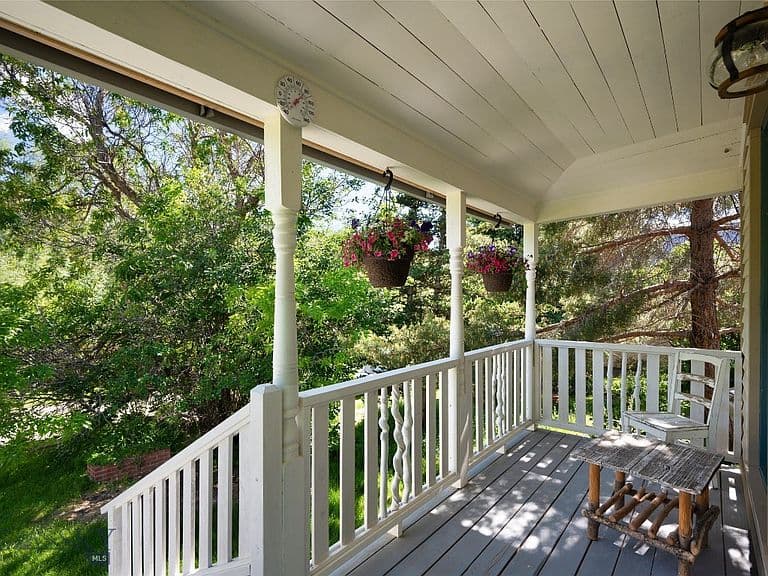 Listing photo 4