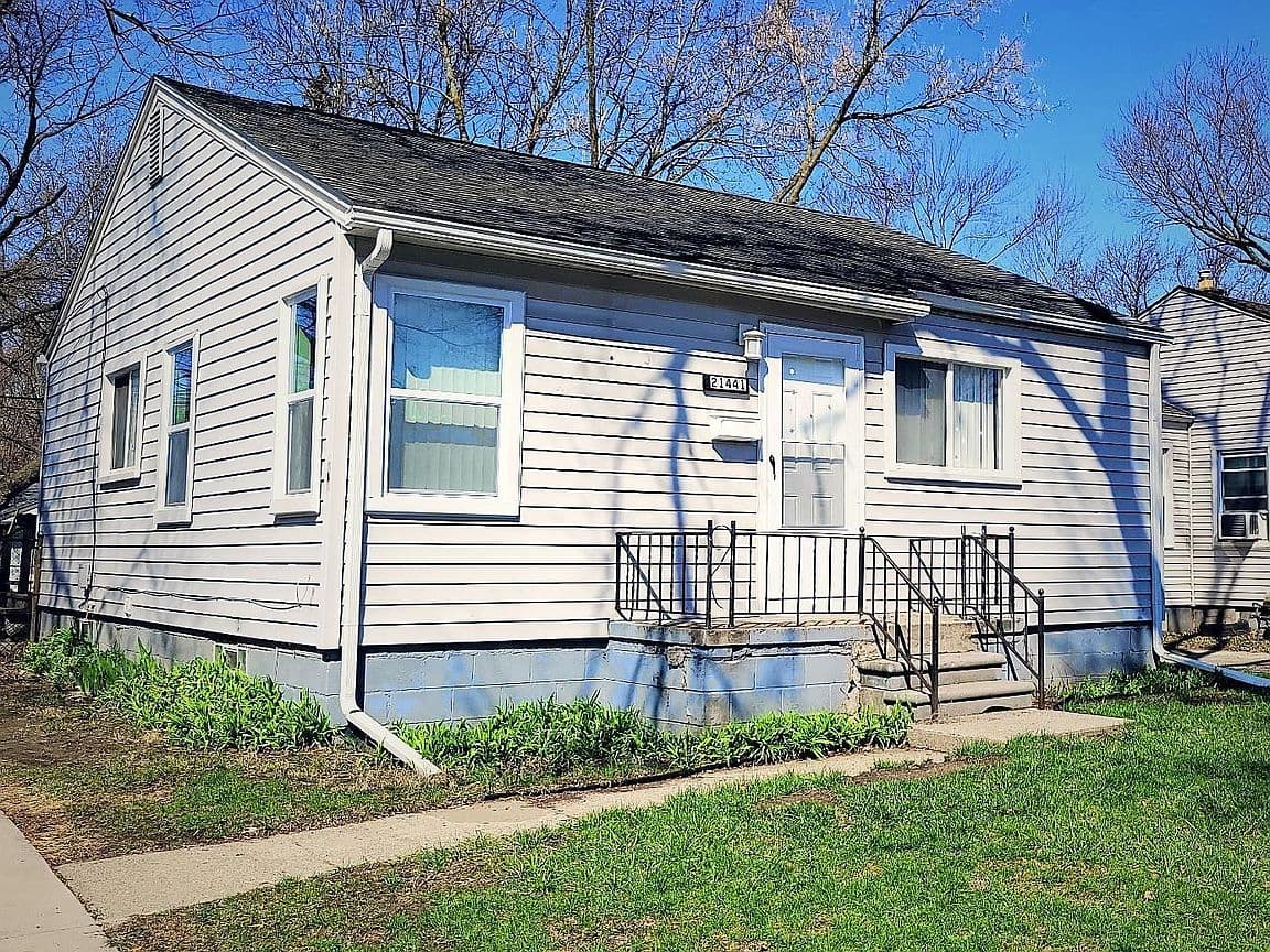 Primary listing photo