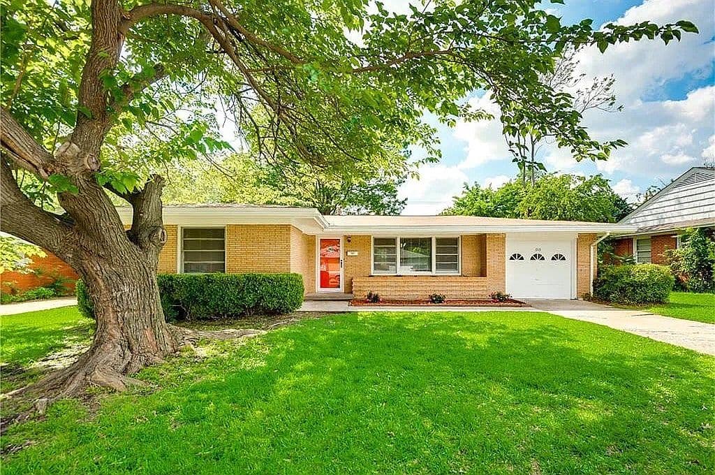 Primary listing photo