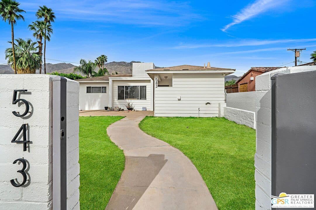 Primary listing photo