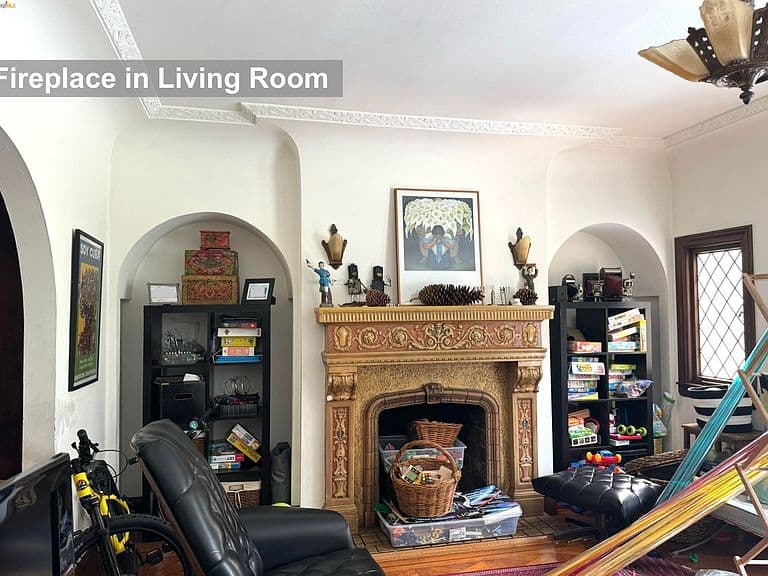 Listing photo 5