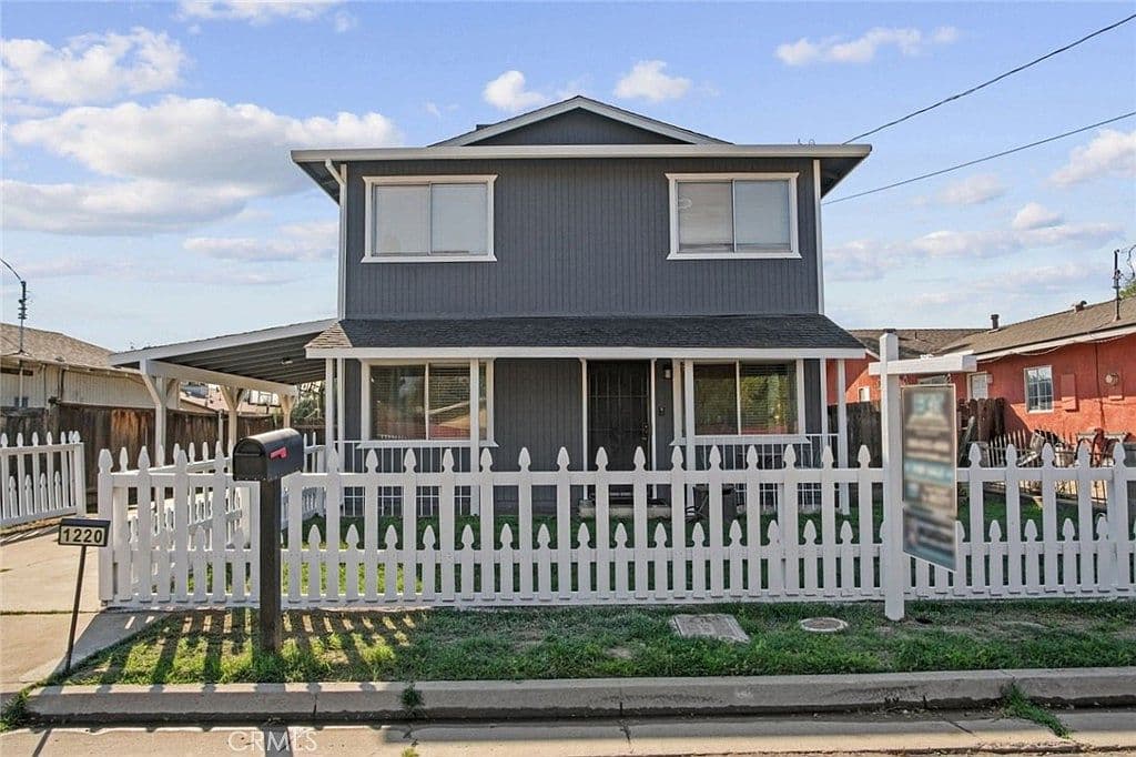 Primary listing photo