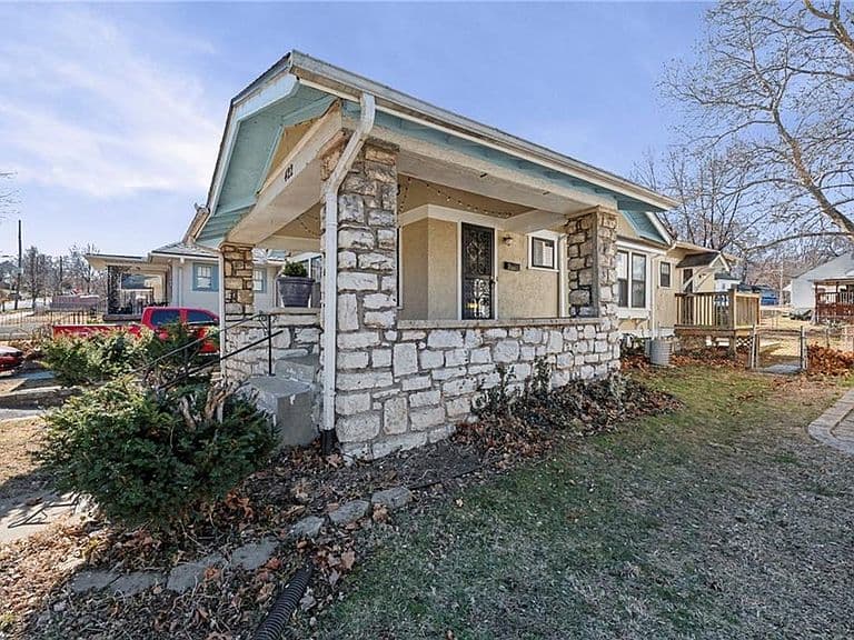 Listing photo 4