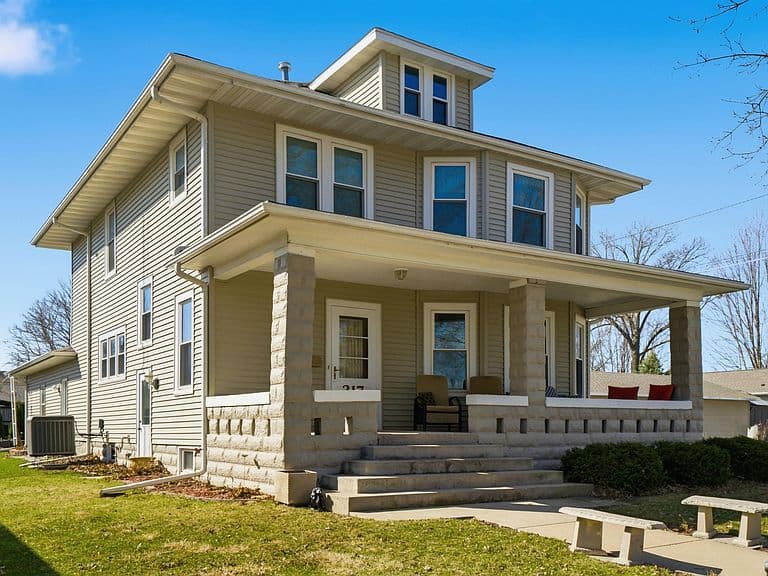 Listing photo