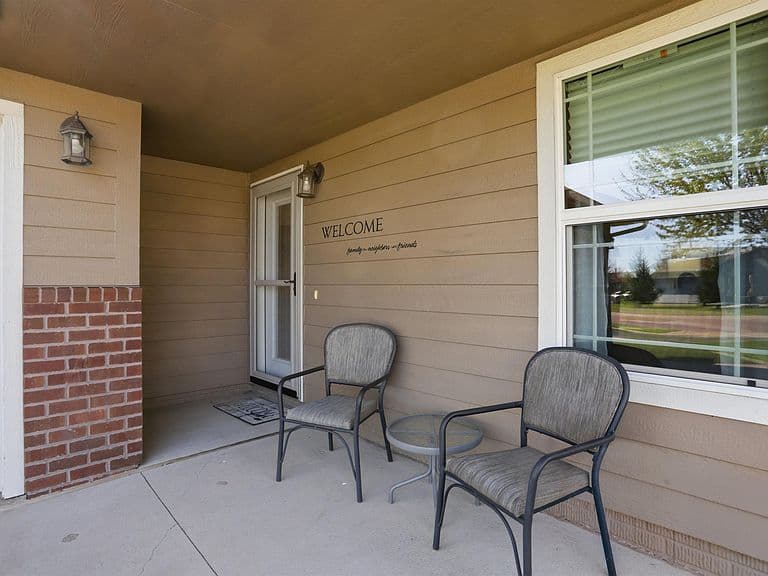 Listing photo 3