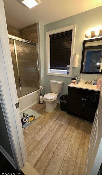 Listing photo 5
