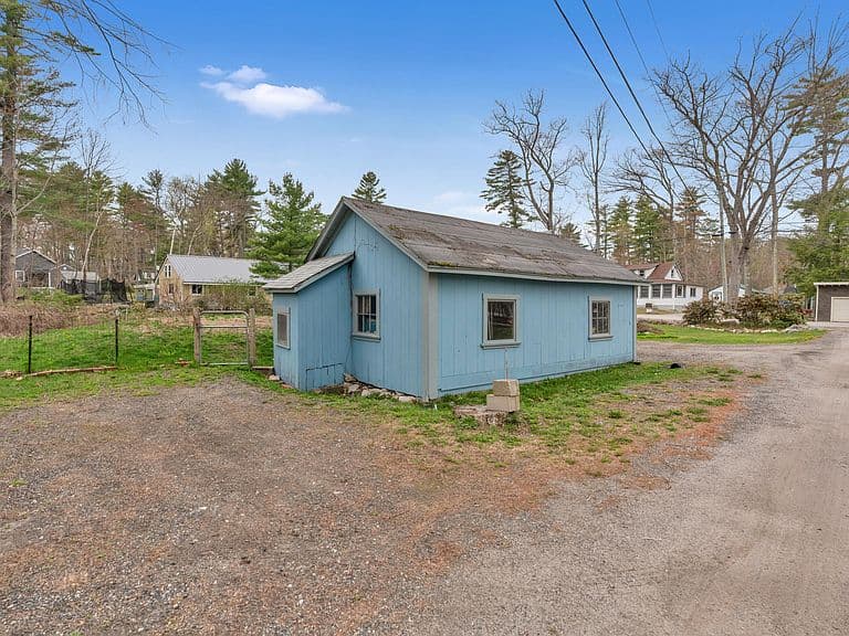 Listing photo 4