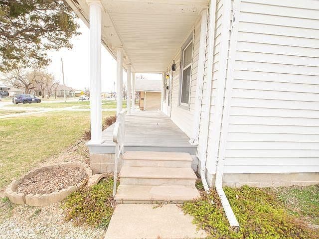 Listing photo 4