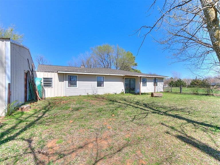 Listing photo 5