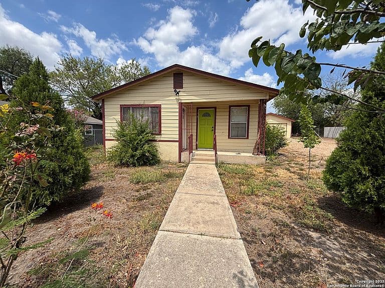 Listing photo 5
