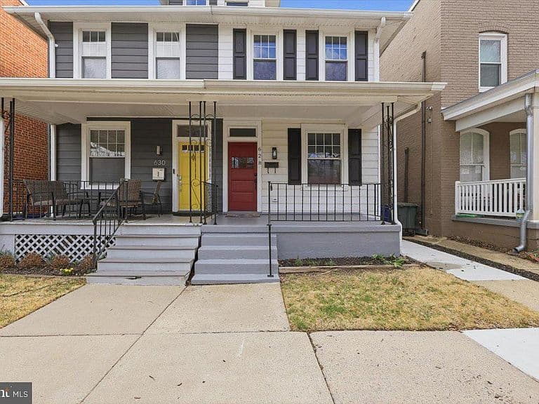 Listing photo 3