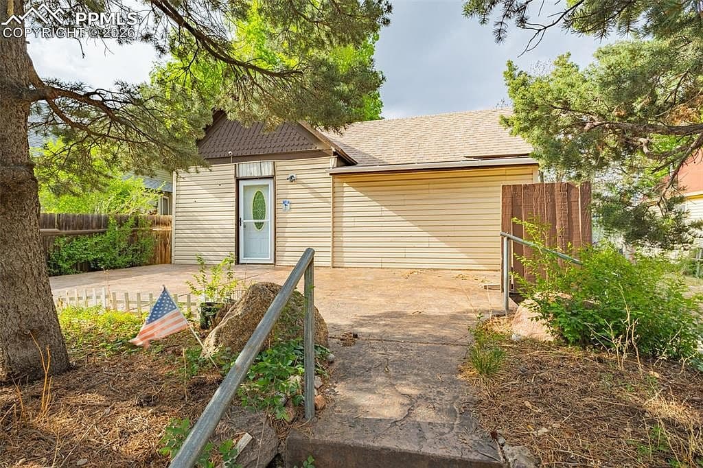 Primary listing photo