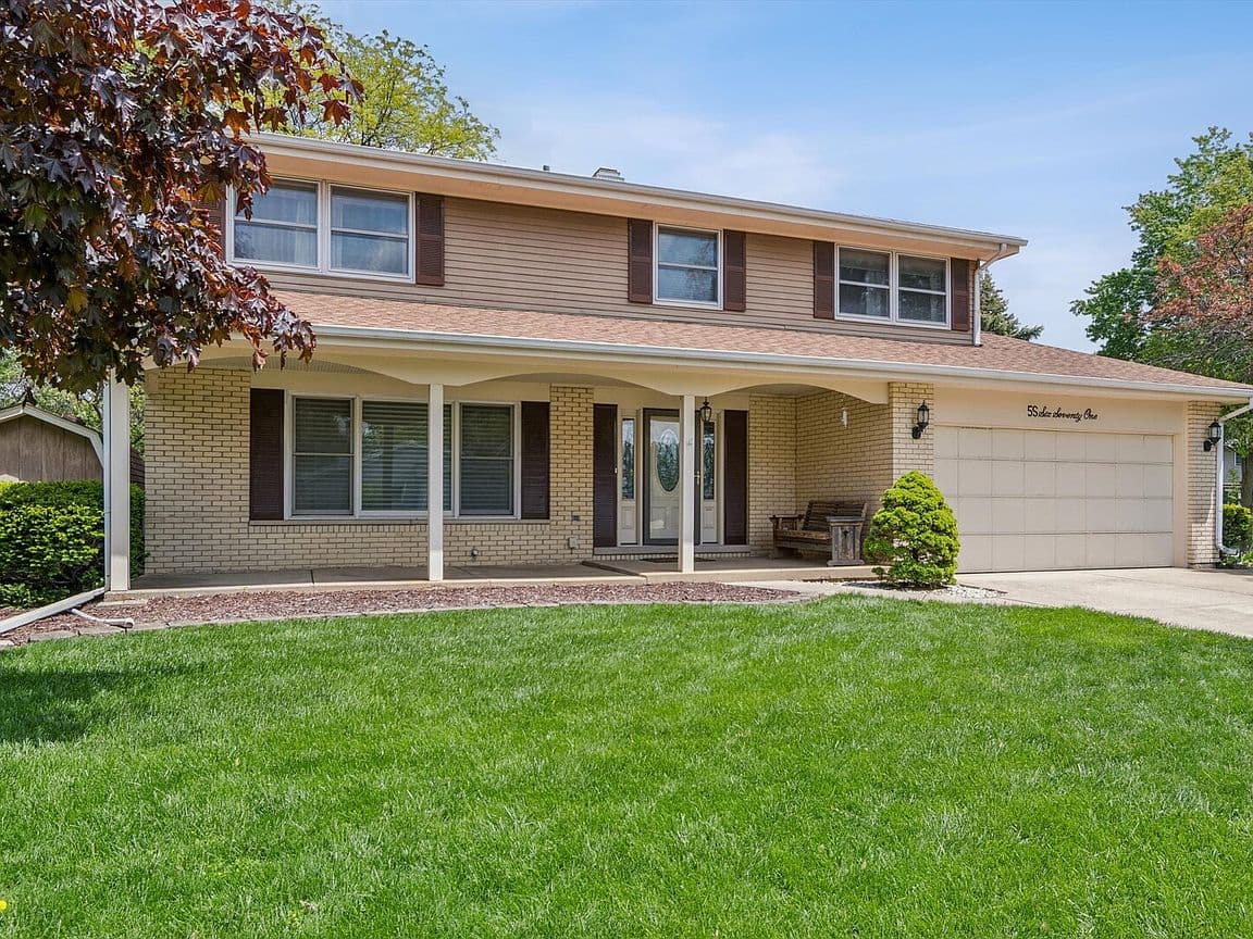 Primary listing photo
