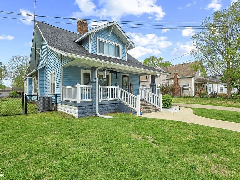 Listing photo 4