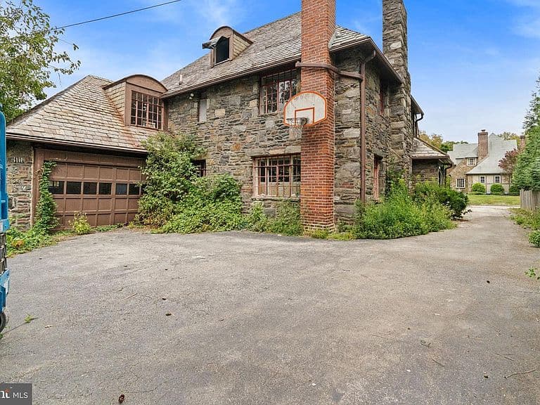 Listing photo 5