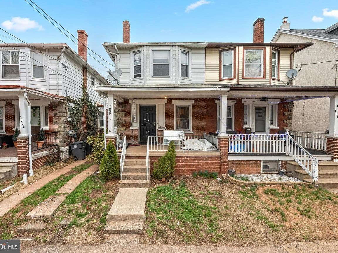 Primary listing photo